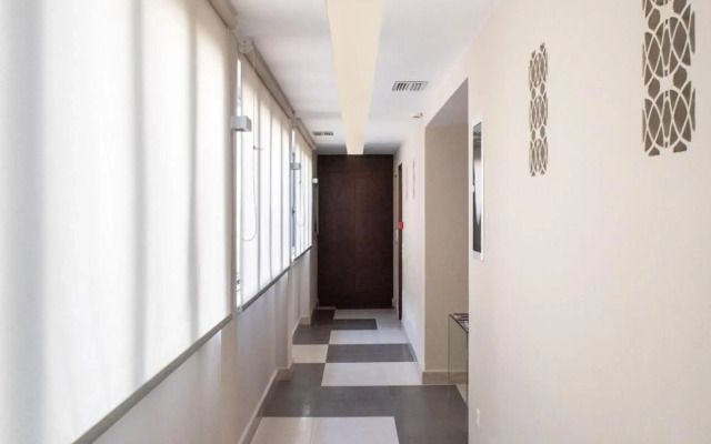 Karalis City Hotel