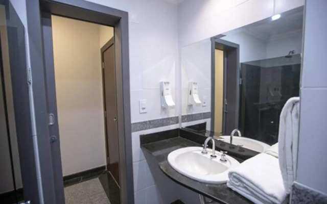 Da Vinci Hotel & Conventions