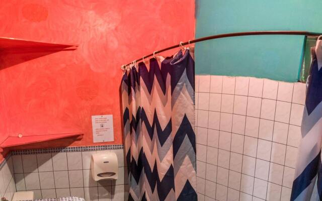 Pura Vida Hostel