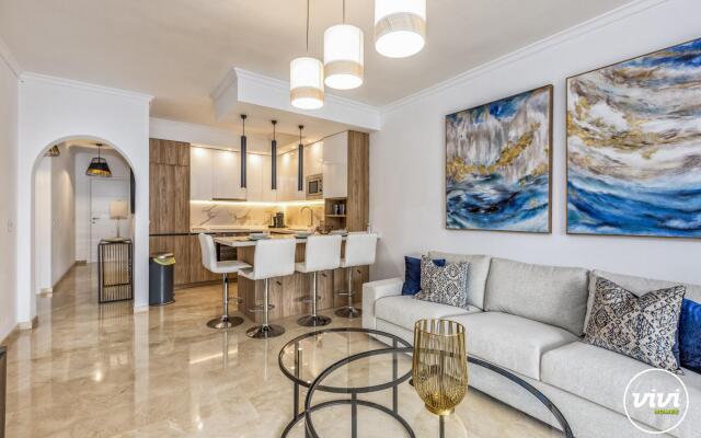 Rio in Fuengirola with 3 bedrooms and 2 bathrooms