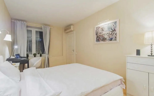 GM Apartment Smolenskaya 10