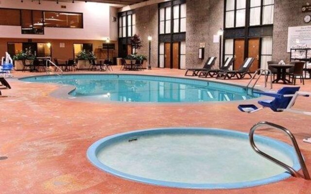 Quality Inn Thief River Falls