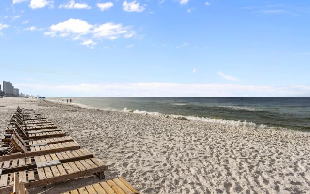 Grand Panama 103 by Vtrips