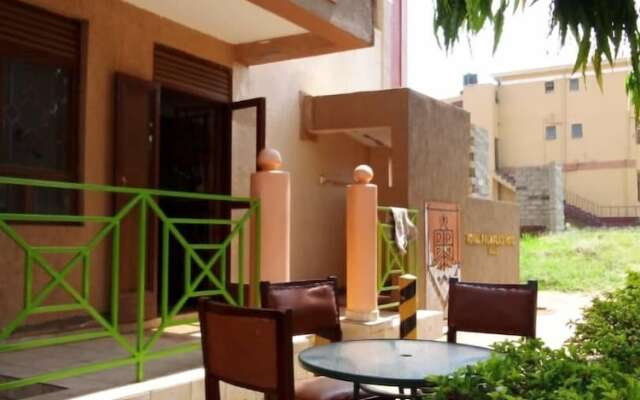 Richy Hotels and Safaris
