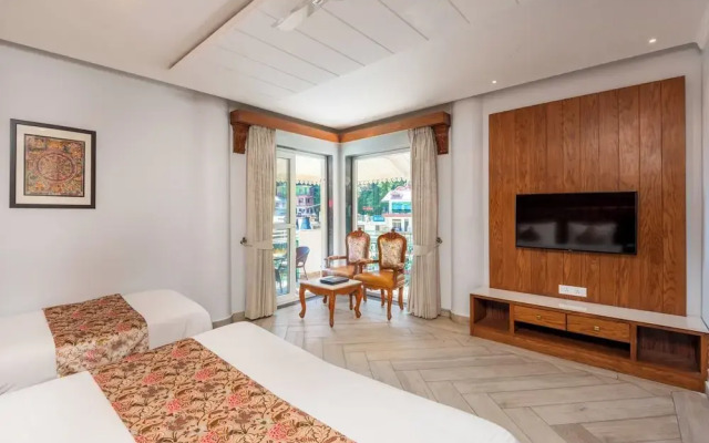 Quality Inn by Lawrence