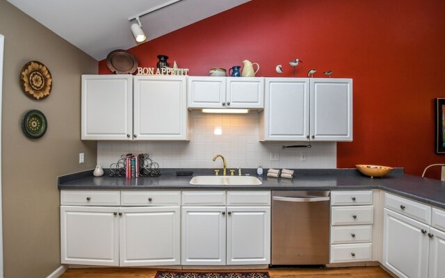 Million Dollar View 4 Bedroom House