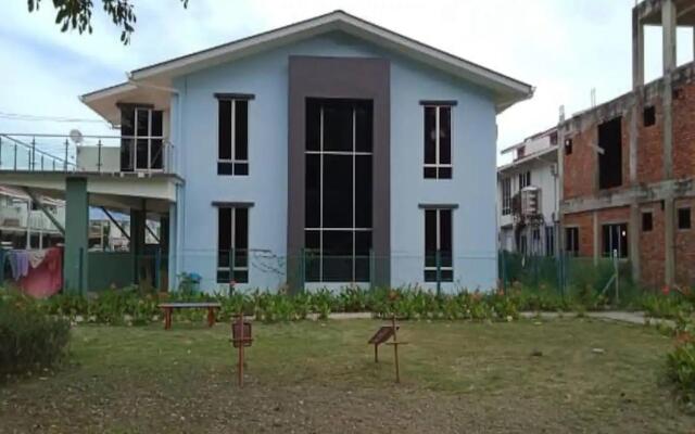 OYO 90215 Awani Homestay