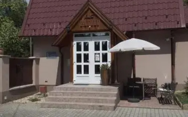 Kata Panzió