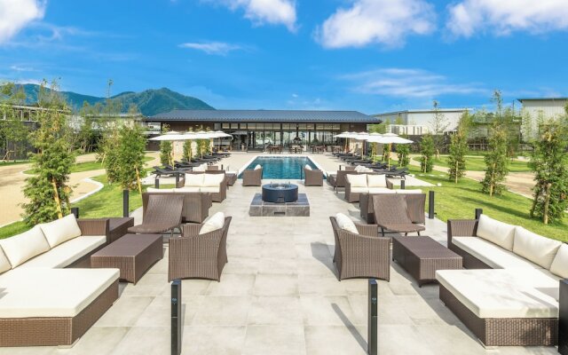 AWAUMI Fujikawaguchiko Resort