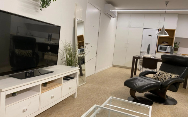 JASALPI único apartamento delante del Lago de Banyoles