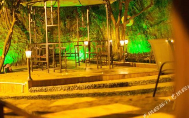 Season Seaview Inn