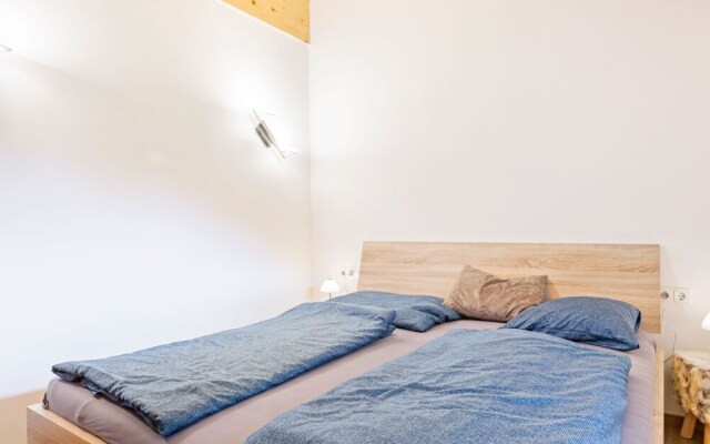 Pleasant Apartment in Mühlbach Near Ski Lift
