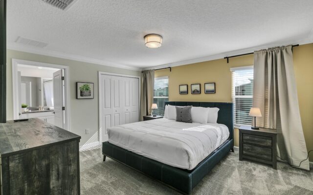 Stylish Family Home Private Pool Stl111