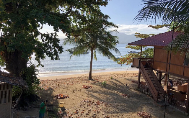 Bunaken Kuskus Resort