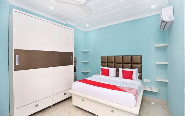 OYO 13130 Dream Nest