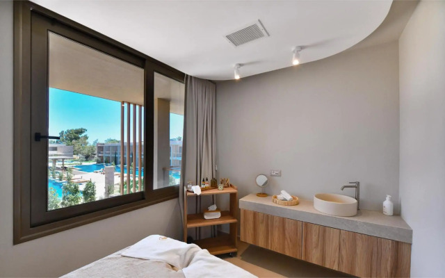 Royal Pearl Island Chios Hotel & Spa