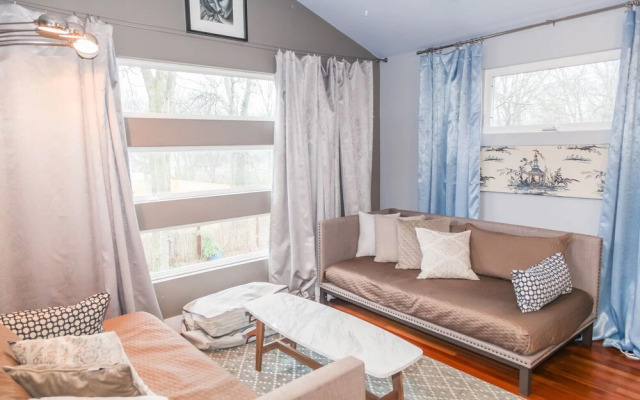 Modern Blue Ultra Chic Nashville Retreat