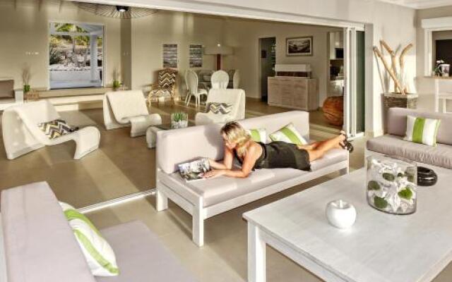 Seafacing Villas Apartments Rentals