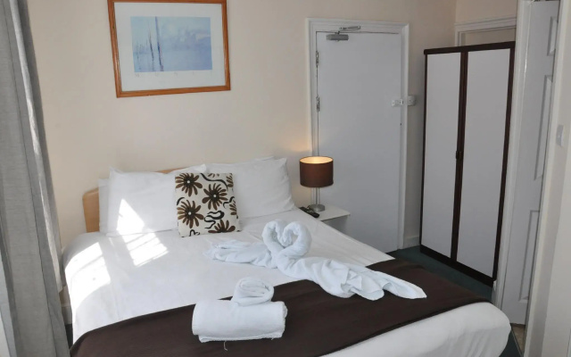 Relax Inn Guest House