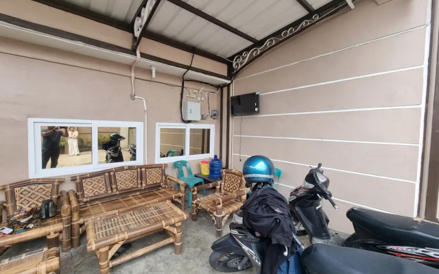 OYO 94105 P&g Guest House
