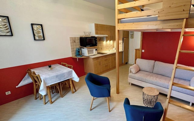 Mezzanine Spa Stay for 4