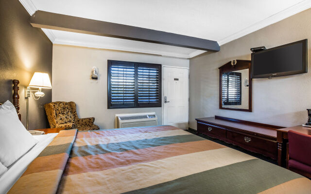 Hotel H-Wood