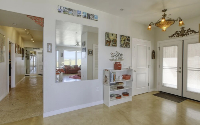 1460 Strand Way 2 Bedroom Home by Redawning