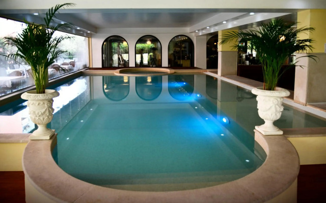 Admiral Hotel Villa Erme
