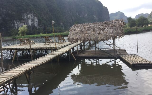 Trang An River View Homestay
