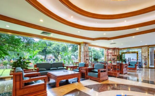 Xinkaitong Hotel Ruili