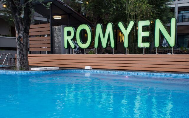 Romyen Garden Place