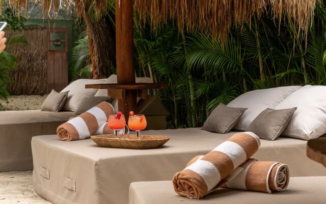 Oom Bubble Boutique Riviera Cancun - Adults Only