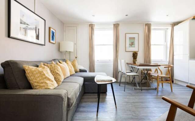Modern Duplex Near Oxford Street