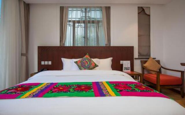 Gantong Flower In Garden Boutique Hotel