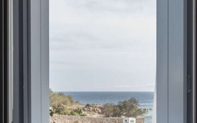 Villa Aphrodite sunkissed MykonianLuxury