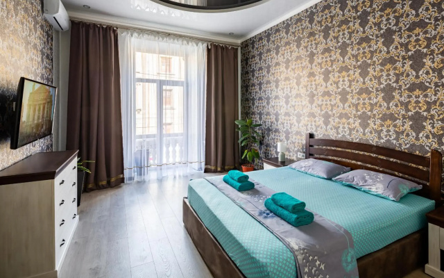 Apartment with 2 bedrooms near Opera House Gorodotska Street