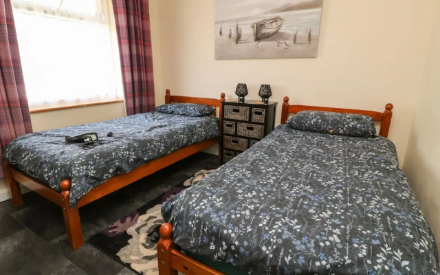 3 Rosecraddoc Lodge