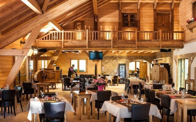 Chalets Les Glaciers Du Mont