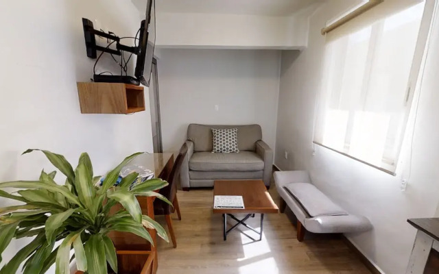 Tokio Suites
