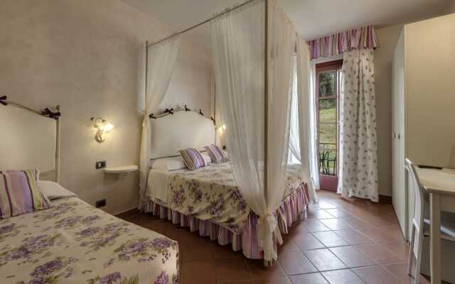 Hotel Casolare Le Terre Rosse