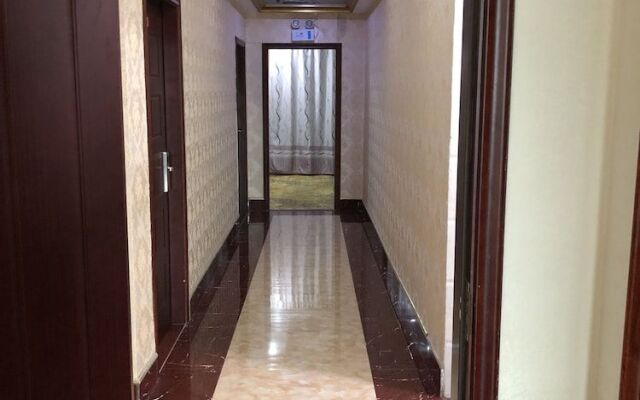 Puqian Business Hotel