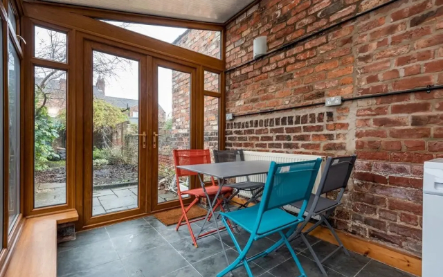 Stylish & Modern House With Original Period Charm