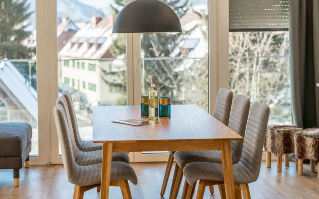Deluxe Apartment Berglust