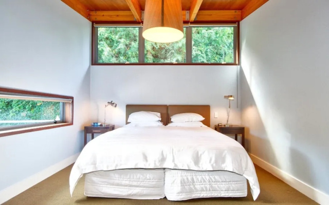 Lake Terrace Taupo – Guest Rooms – Taupo