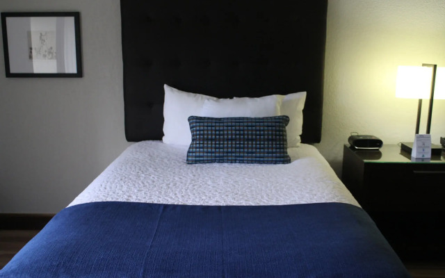 Ramona Motel