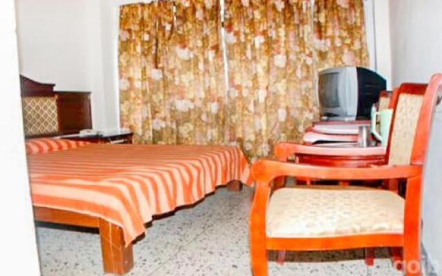 1 BR Guest house in Rishikesh, by GuestHouser (A311)