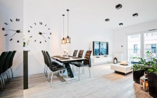 Apartamenty Homely Place 11 - Parking