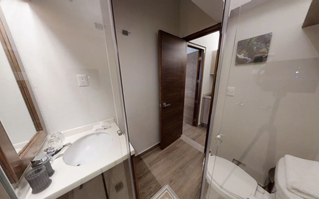 Tokio Suites