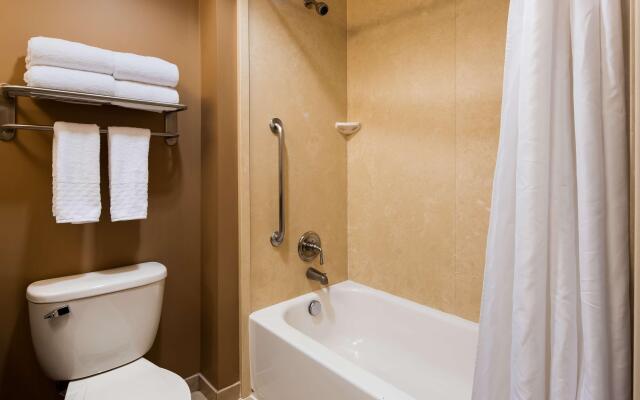 Best Western Plus College Park Hotel