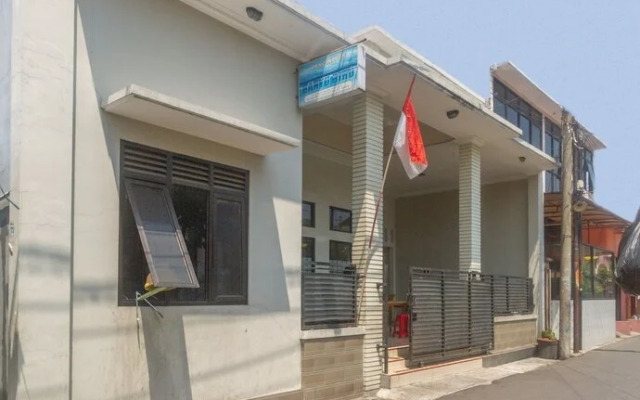 SPOT ON 3155 Penginapan Banyu Biru Syariah